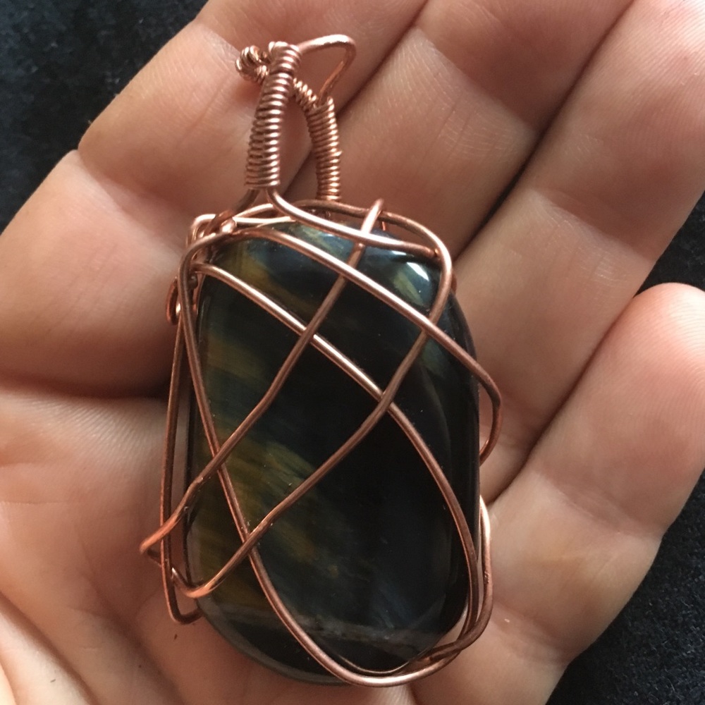 Wire wrapped Tigers eye boho pendant - Picture 1 of 2
